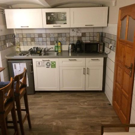 Ferienwohnung Rigo Lak Miskolc Exterior foto