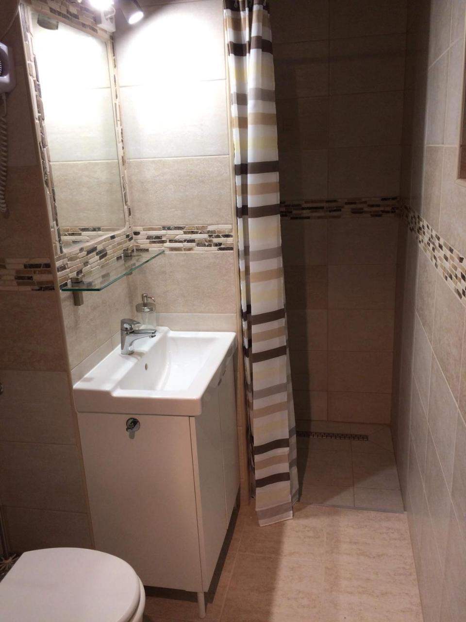 Ferienwohnung Rigo Lak Miskolc Exterior foto